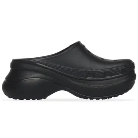 Crocs Mule “Black Rubber” 720857W1S8E1000