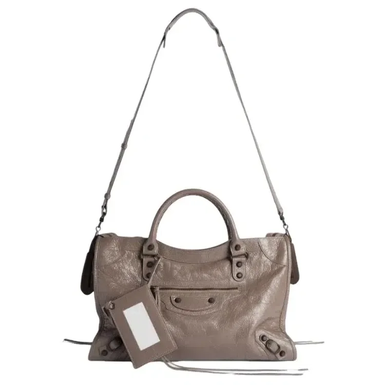 Le City Bag Medium “Dark Noix” 8657602ACFH5848 Le City Bag Medium “Dark Noix” 8657602ACFH5848