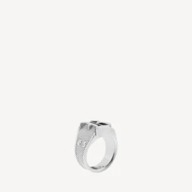 Melrose signet ring in antique silver