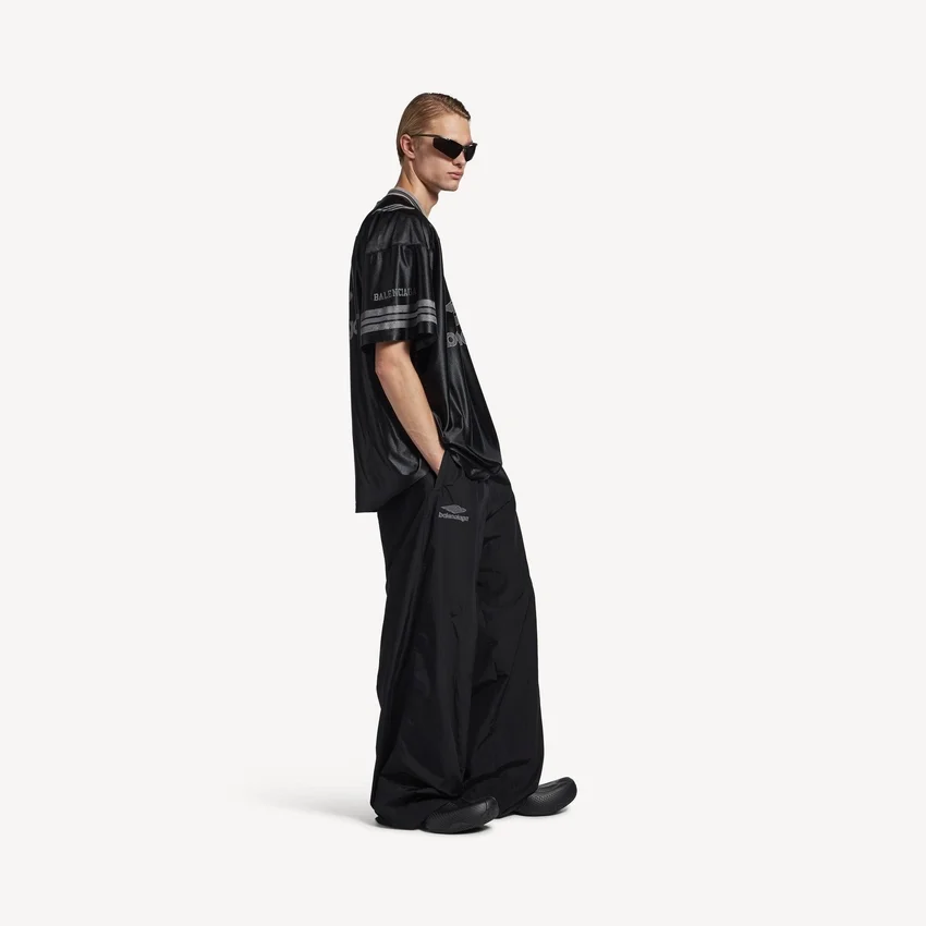Men’s 3b football tracksuit pants in black Men’s 3b football tracksuit pants in black