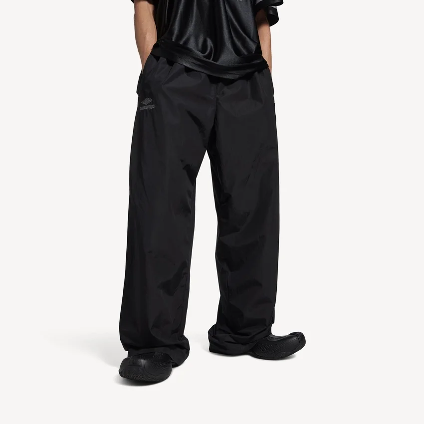 Men’s 3b football tracksuit pants in black Men’s 3b football tracksuit pants in black
