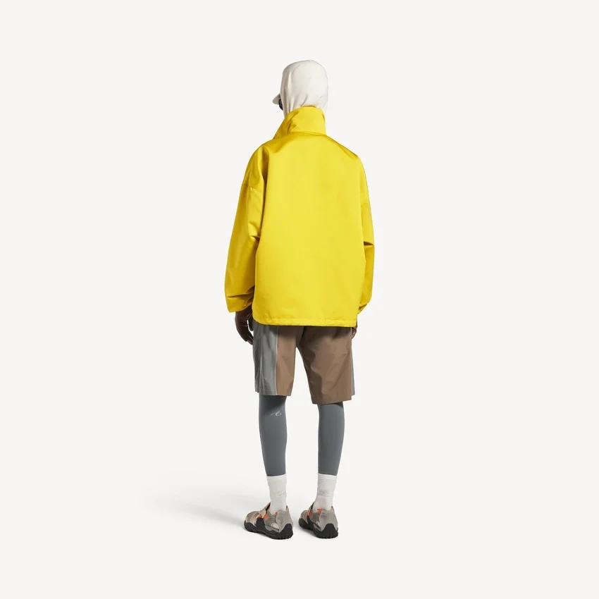 Men’s bodies half-zip jacket in yellow Men’s bodies half-zip jacket in yellow