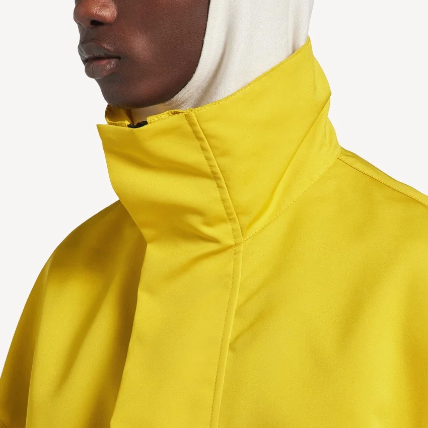 Men’s bodies half-zip jacket in yellow Men’s bodies half-zip jacket in yellow