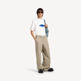 Men’s chino pants in beige