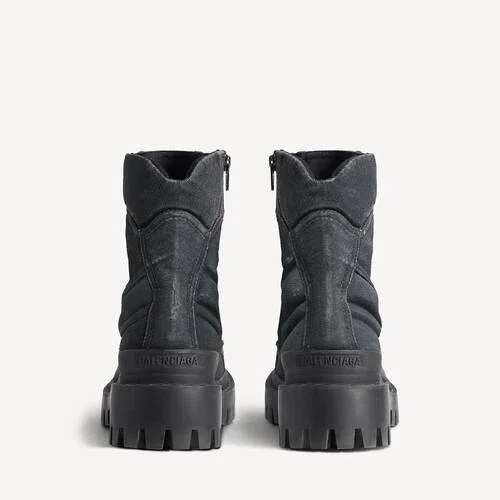 Men’s combat strike boot in black Men’s combat strike boot in black