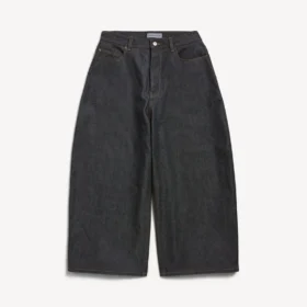 Men’s curved jeans in raw indigo