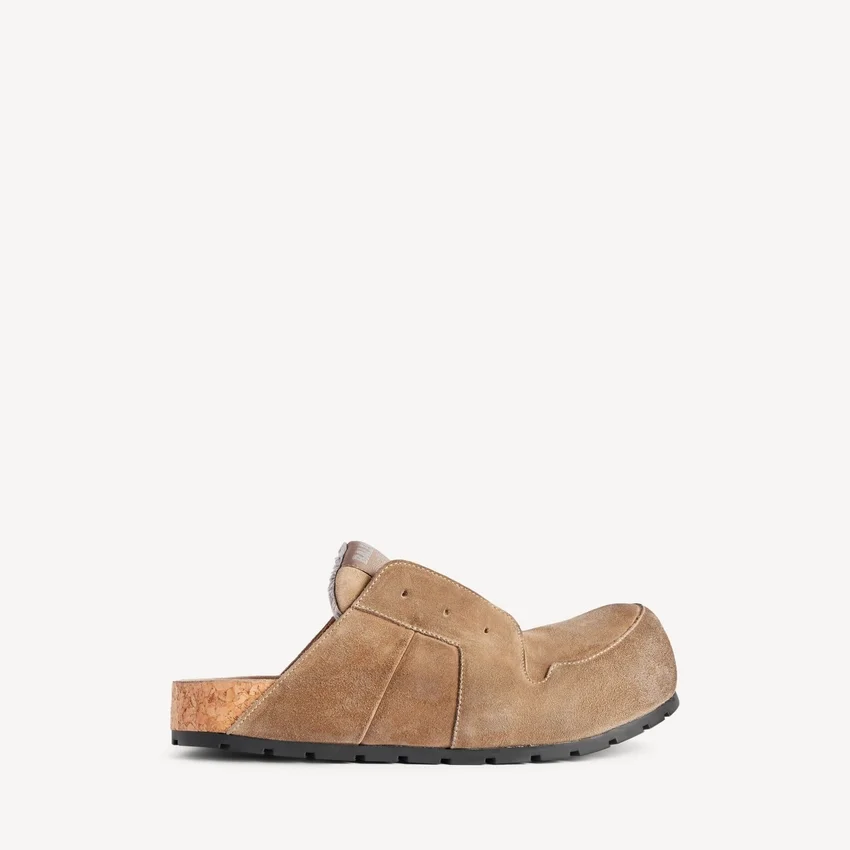 Men’s dumbo mule in beige Men’s dumbo mule in beige