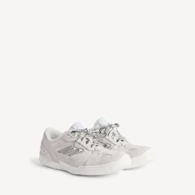 Men’s hamptons suede sneaker in off white/black