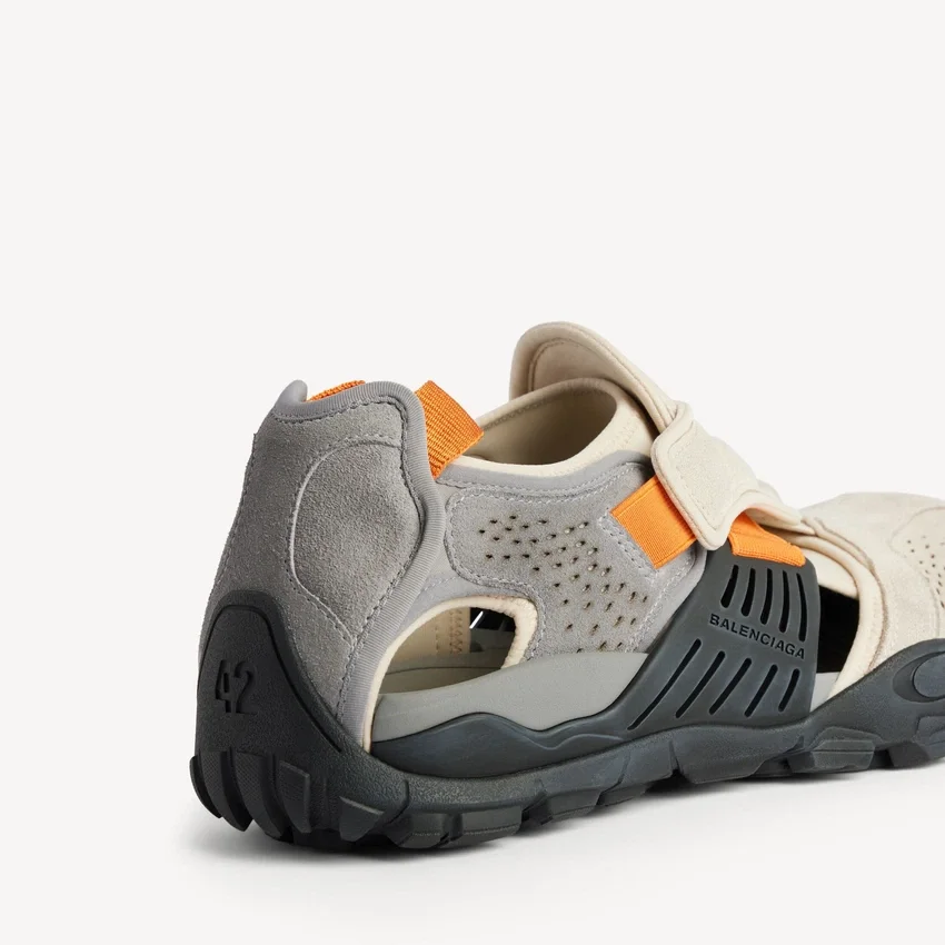 Men’s hike sandal sneaker in grey/beige/orange/black Men’s hike sandal sneaker in grey/beige/orange/black