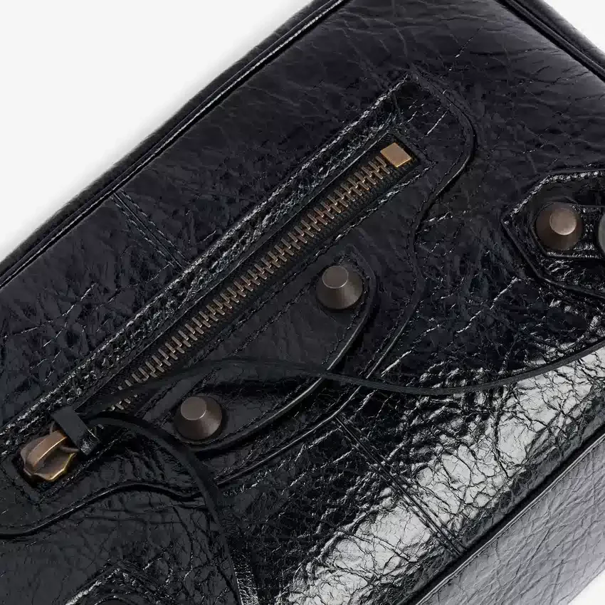 Men’s le city toiletry pouch in black Men’s le city toiletry pouch in black