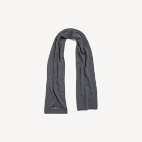 Men’s patch scarf in grey