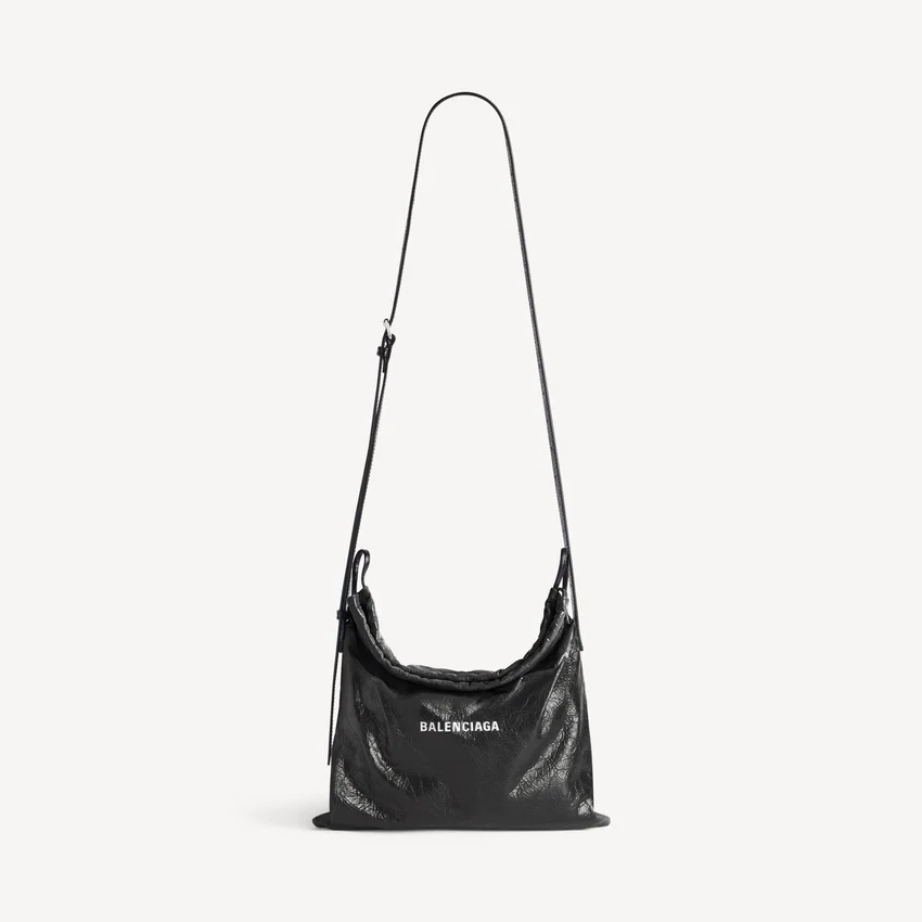 Men’s shopper dust bag crossbody pouch medium in black Men’s shopper dust bag crossbody pouch medium in black