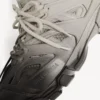 Men’s track gradient sneaker in black/beige