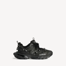 Men’s track piercing  sneaker in black