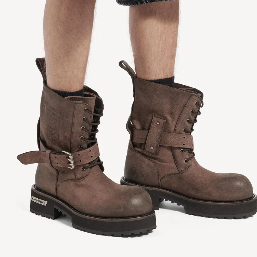 Men’s venom lace-up bootie in brown Men’s venom lace-up bootie in brown