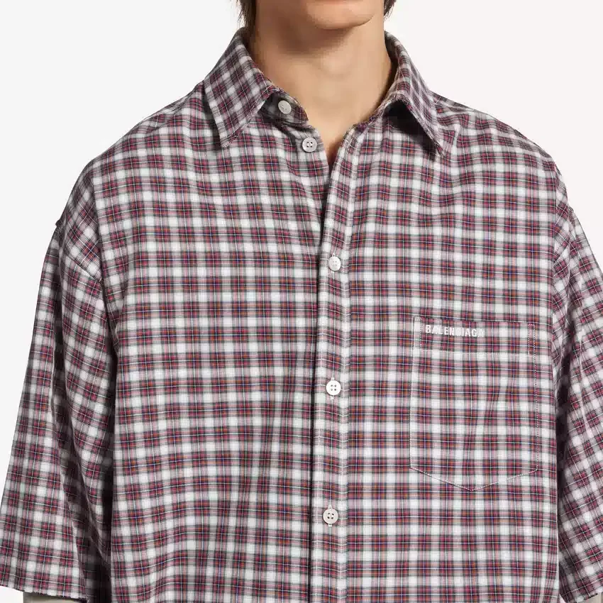 Men’s wrong sleeve shirt in red/navy Men’s wrong sleeve shirt in red/navy