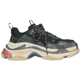 Triple S “Black” 524037W3CS11061