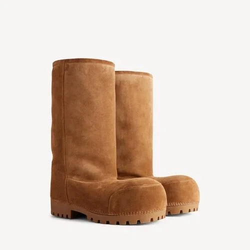 Women’s alaska fur high boot in brown Women’s alaska fur high boot in brown