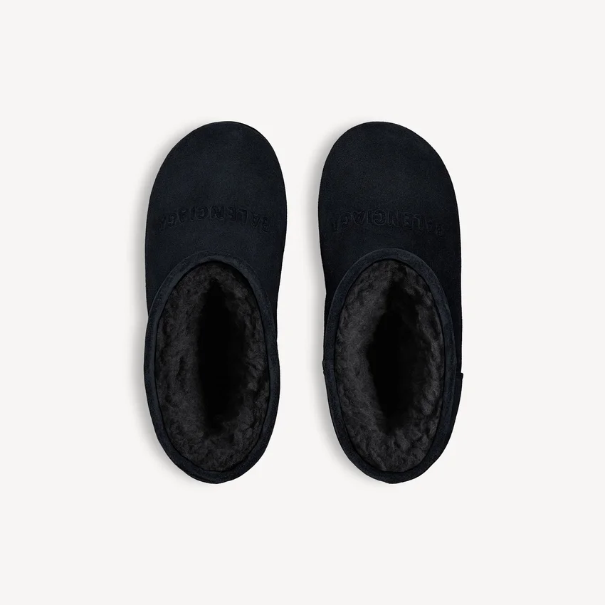 Women’s alaska platform bootie in black Women’s alaska platform bootie in black