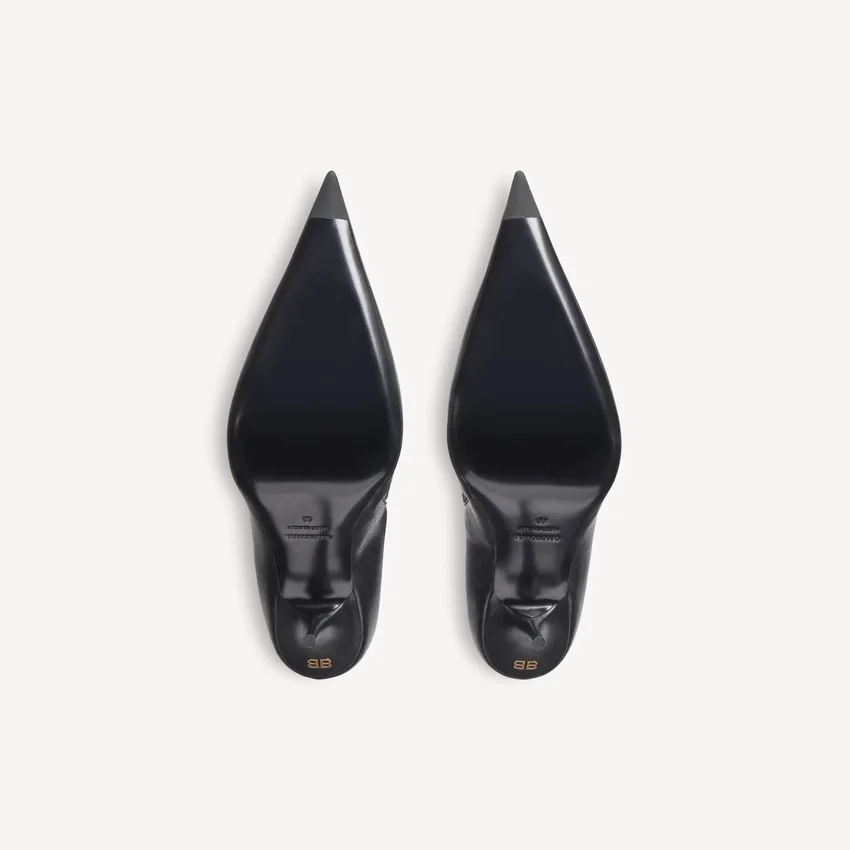 Women’s avenue bootie in black Women’s avenue bootie in black