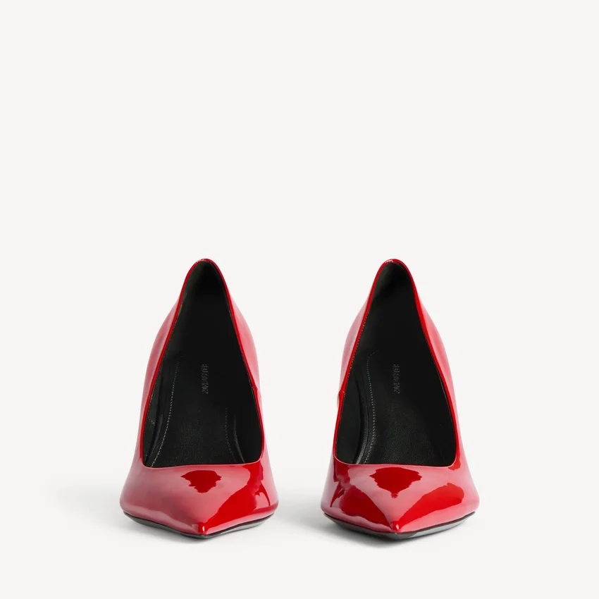 Women’s avenue pump in cherry red Women’s avenue pump in cherry red