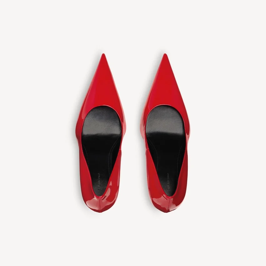 Women’s avenue pump in cherry red Women’s avenue pump in cherry red