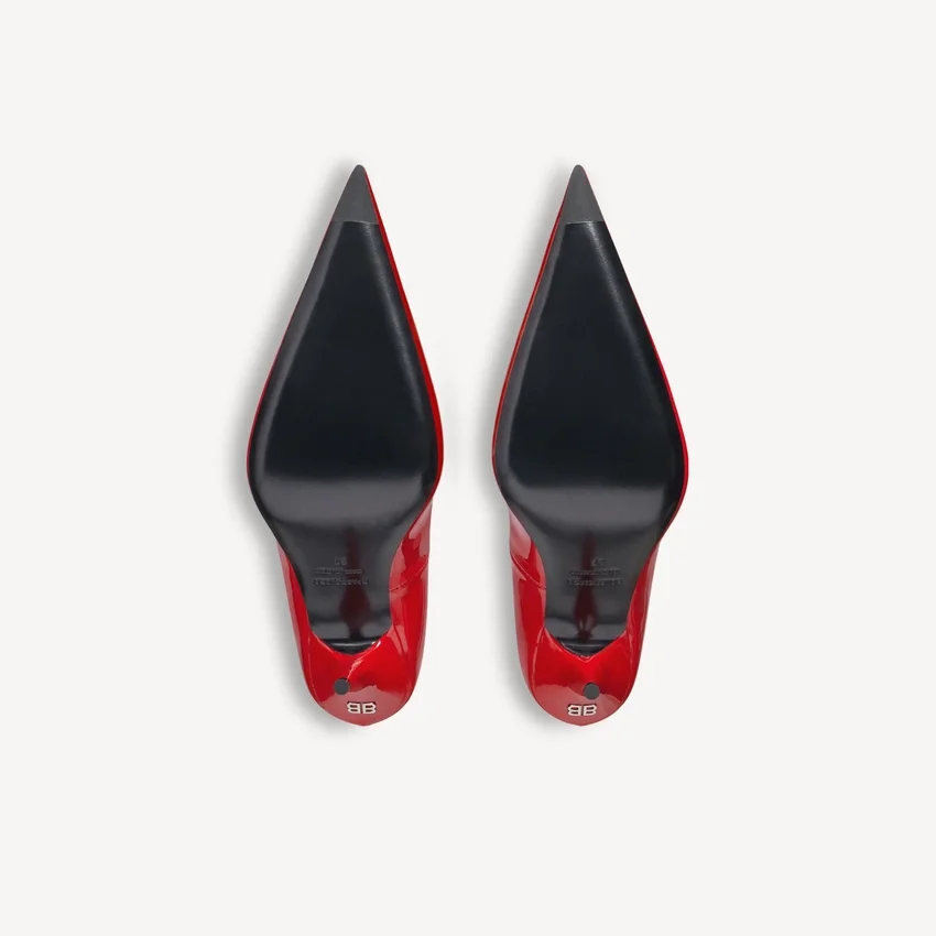 Women’s avenue pump in cherry red Women’s avenue pump in cherry red