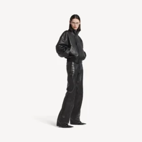 Women’s blouson in black