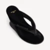 Women’s gaeta wedge thong in black Women’s gaeta wedge thong in black