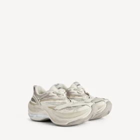 Women’s jet sneaker in eggshell