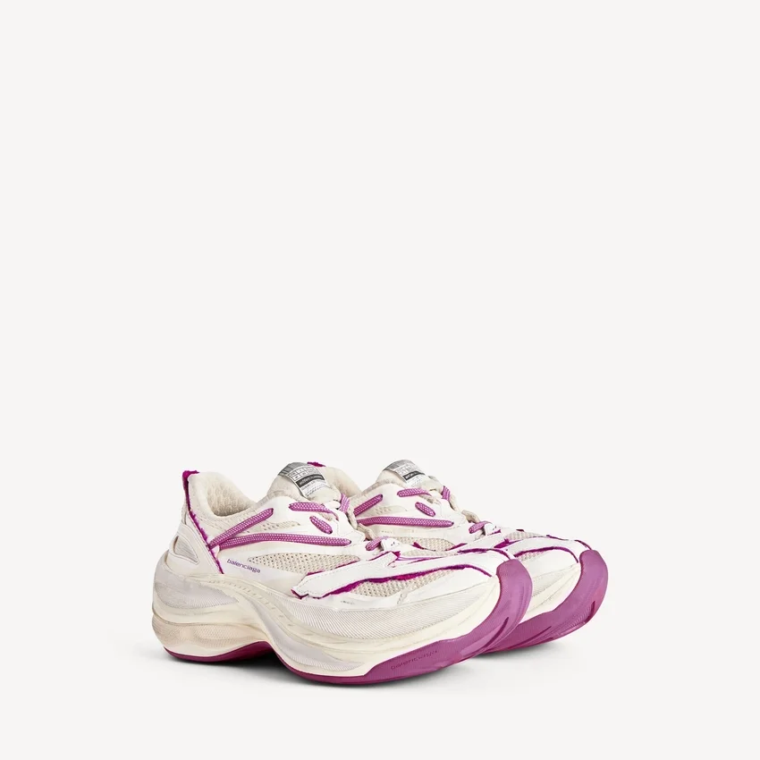 Women’s jet sneaker in eggshell/strawberry pink Women’s jet sneaker in eggshell/strawberry pink