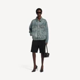Women’s kick denim jacket in dirty vintage blue Women’s kick denim jacket in dirty vintage blue