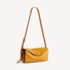 Women’s le 7 shoulder bag medium in curry Women’s le 7 shoulder bag medium in curry