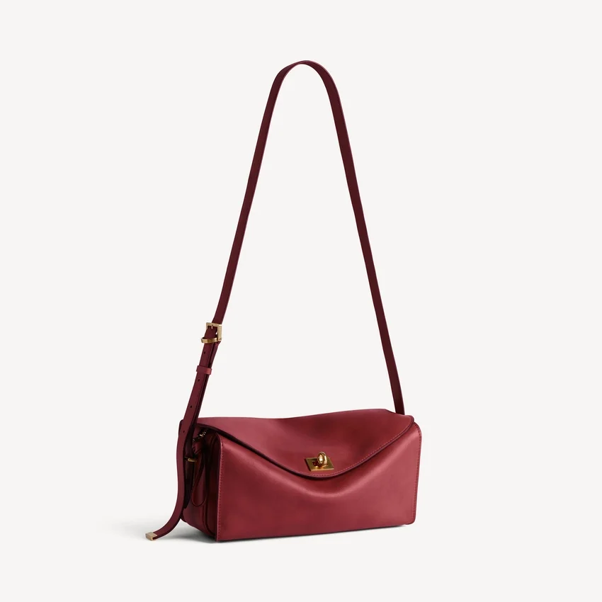 Women’s le 7 shoulder bag medium in ruby/moka Women’s le 7 shoulder bag medium in ruby/moka