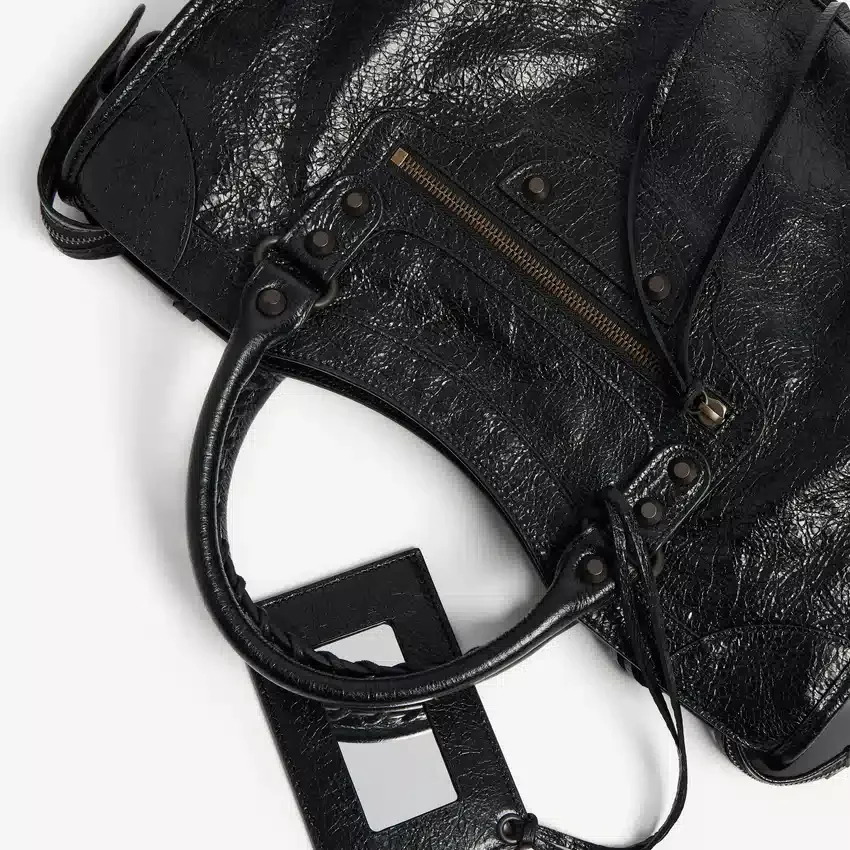 Women’s le city bag medium in black Women’s le city bag medium in black