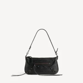 Women’s le city pouch on strap in black Women’s le city pouch on strap in black