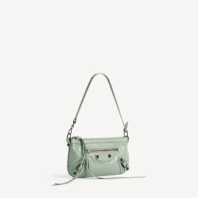 Women’s le city pouch on strap in heritage green Women’s le city pouch on strap in heritage green
