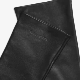 Women’s long gloves in black