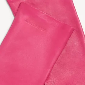 Women’s long gloves in rose