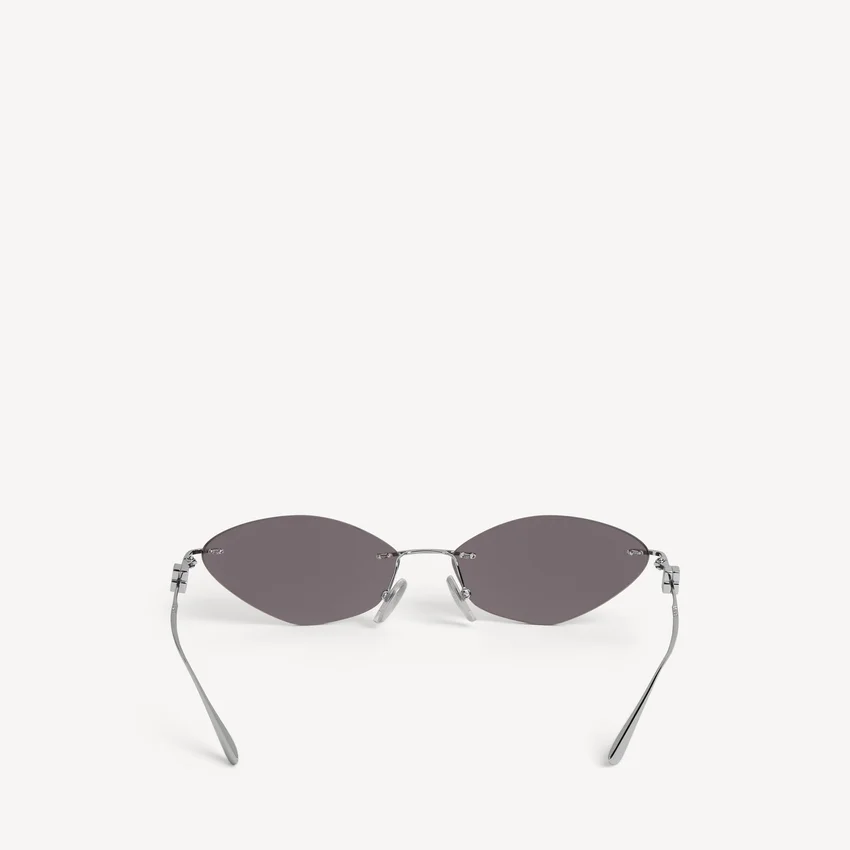 Women’s nano cat sunglasses in silver Women’s nano cat sunglasses in silver
