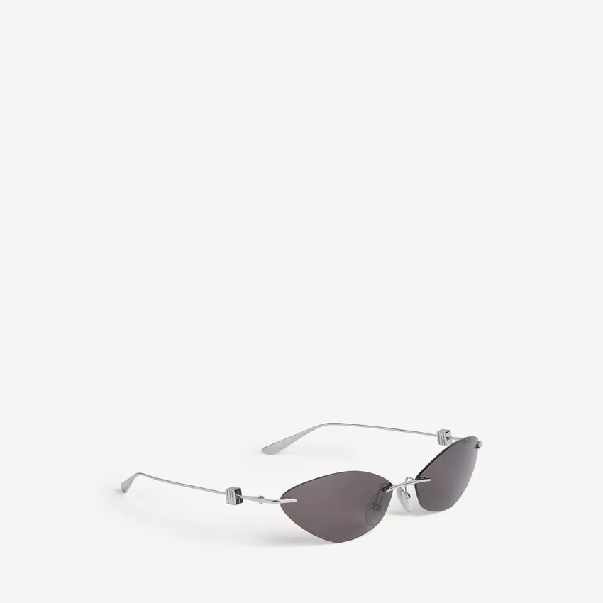Women’s nano cat sunglasses in silver Women’s nano cat sunglasses in silver