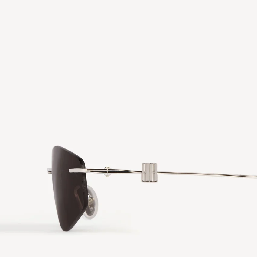 Women’s nano d-frame sunglasses in silver Women’s nano d-frame sunglasses in silver