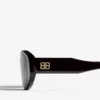 Women’s nova oval sunglasses in black