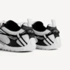 Women’s radar sneaker in white/black