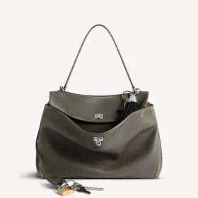 Women’s rodeo handbag large with charms in kaki Women’s rodeo handbag large with charms in kaki