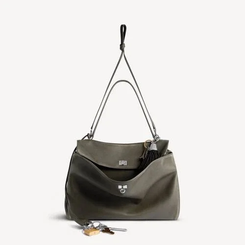 Women’s rodeo handbag large with charms in kaki Women’s rodeo handbag large with charms in kaki