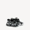 Women’s runner sneaker in black/silver Women’s runner sneaker in black/silver