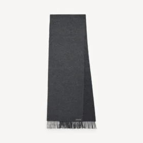 Women’s scarf in grey