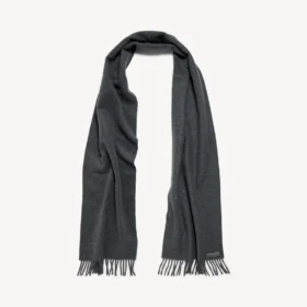 Women’s scarf in grey