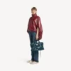 Women’s short cape in burgundy Women’s short cape in burgundy